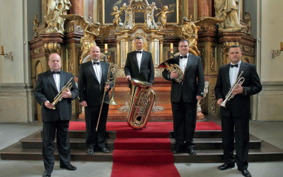 Žesťový kvintet BRASS FIVE Ústřední hudby AČR, který nám zahraje na koncertě v Lidicích.